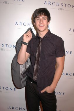David Henrie Photo by