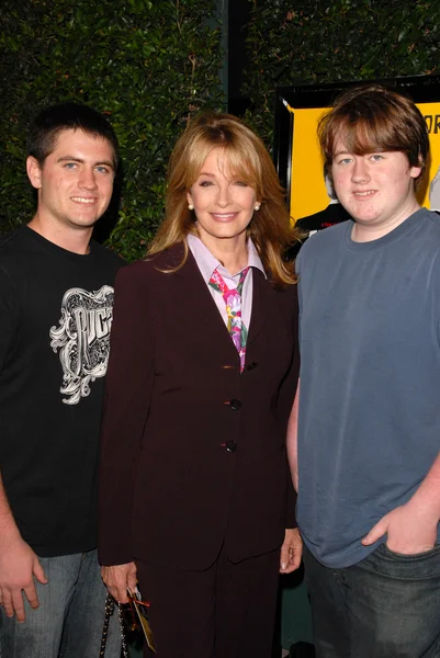 Deidre Hall avec fils — Photo