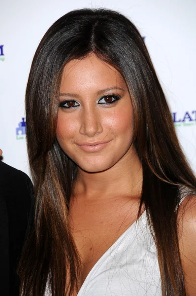 Ashley tisdale — Stockfoto