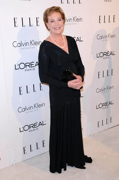 Julie andrews op de 16e jaarlijkse elle vrouwen in hollywood eerbetoon gala. vier seizoenen hotel, beverly hills, ca. 10-19-09 — Stockfoto