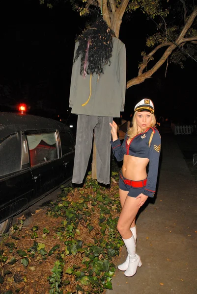 Alana Curry se prepara para el Halloween Bash anual en Playboy Mansion, Private Location, Los Angeles, CA. 10-24-09 —  Fotos de Stock