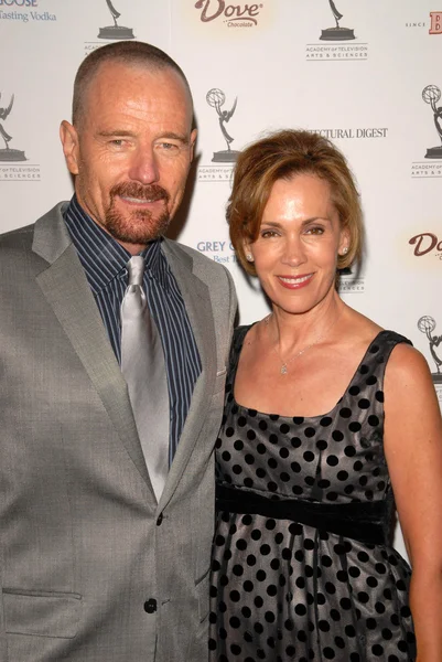 Bryan Cranston and Robin Dearden at the Academy of Television Arts and Sciences Prime Time Emmy Nominees Party. Wolfgang Puck Pacific Design Center, West Hollywood, CA. 09-17-09 — Stock Photo, Image