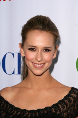 Jennifer Love Hewitt