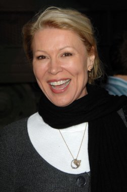 Leslie Easterbrook