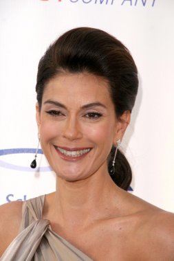 Teri Hatcher