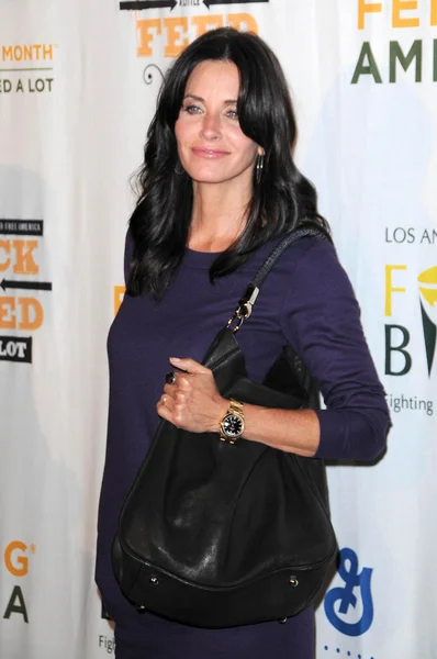 Courteney Cox at the 'Rock A Little, Feed A Lot' Benefit Concert. Club Nokia, Los Angeles, CA. 09-29-09 — Stock fotografie
