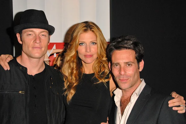 Tahmoh Penikett, Tricia Helfer and James Callis — Stock Photo, Image