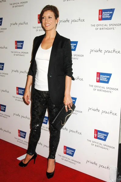 Kate Walsh en la cena benéfica Blow Out Cancer organizada por el elenco de ABCs Private Practice. Spago Beverly Hills, Beverly Hills, CA. 09-21-09 —  Fotos de Stock