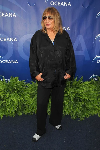 Penny Marshall en Oceana 's SeaChange Summer Party 2009. Residencia privada, Laguna Beach, CA. 08-22-09 — Foto de Stock