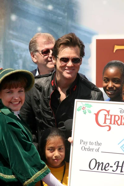 Jim carrey in de trein 'disney is a christmas carol' tour kick-off. Union station, los angeles, ca. 05-21-09 — Stockfoto