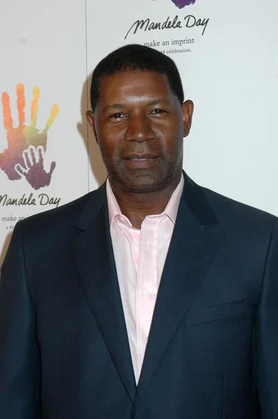 Dennis Haysbert at the Launch of 'Mandela Day'. Beverly Hills Hotel, Beverly Hills, CA. 05-14-09 — Stock Photo, Image