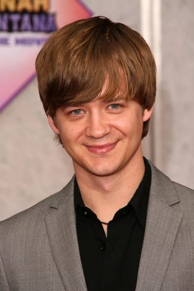 Jason earles bei der los angeles premiere von "hannah montana the movie". el capitan theater, hollywood, ca. 04-02-09 — Stockfoto