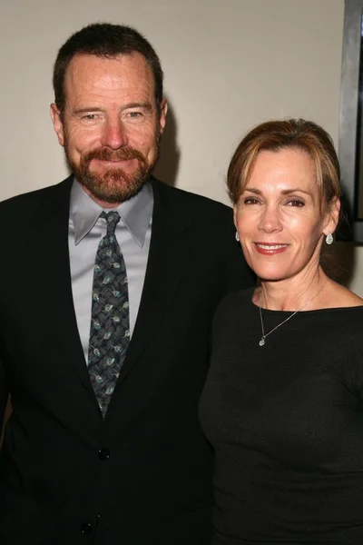 Bryan Cranston og Robin Dearden ved Writers Guild Awards 2009. Century Plaza Hotel, Century City, CA. Ubearbejdet zink - Stock-foto