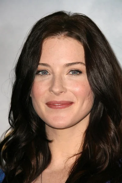 Bridget regan op de disney en abc television's 'datg zomer pers kwark'. Riverside gebouw, burbank, ca. 05-30-09 — Stockfoto