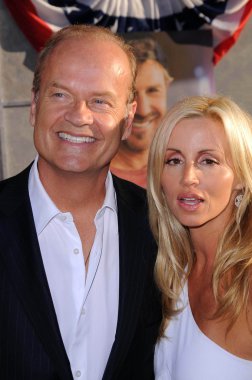 Kelsey grammer ve camille grammer los Angeles şehrinde oyu prömiyeri. el capitan tiyatro, hollywood, ca. 07-24-08