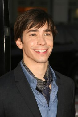 Justin Long at the World Premiere of 'Drag Me To Hell'. Grauman's Chinese Theatre, Hollywood, CA. 05-12-09