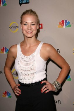 Yvonne Strahovski