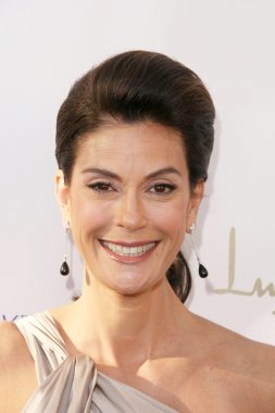 Teri Hatcher