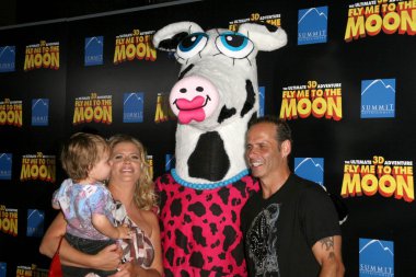 Kristy Swanson with Lloyd Eisler and their son Magnus