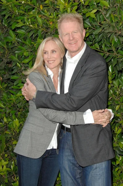 Rachelle Carson and Ed Begley Jr — Stock Photo, Image