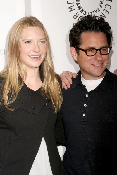 Anna Torv, J.J. Abrams — Stock Photo, Image