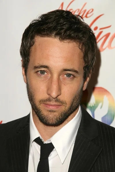 Alex Oloughlin в 2009 Noche De Ninos гала. Готель Hilton Беверлі, Беверлі-Хіллз, Ca. 05-09-09 — стокове фото