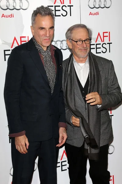 Daniel Day Lewis and Steven Spielberg at the "Lincoln" Closing Night Gala at AFI FEST 2012, Chinese Theater, Hollywood, CA 11-08-12 — Stock Photo, Image