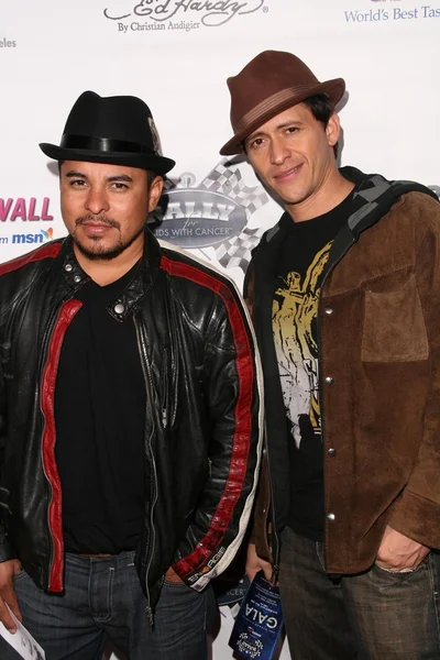 Jacob Vargas and Clifton Collins Jr at the Rally For Kids With Cancer 'The Winner's Circle' Gala Dinner. Private Location, Beverly Hills, CA. 05-02-09 — Stock Photo, Image