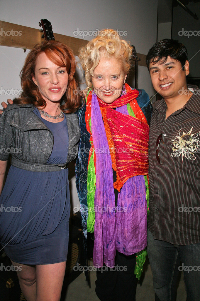 Jenny McShane, Sally Kirkland and Paul Cruz at an AMA Gifting Suite by