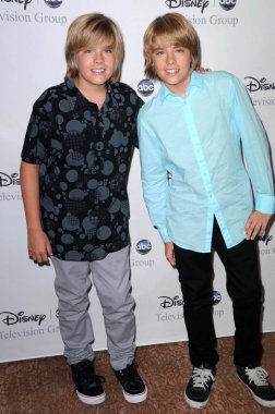 Dylan ve cole sprouse