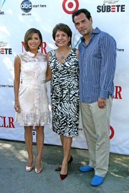 Eva Longoria with Janet Murguia and Cristian de la Fuente