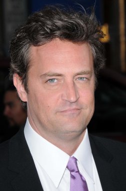 Matthew Perry at the Los Angeles Premiere of '17 Again'. Grauman's Chinese Theatre, Hollywood, CA. 04-17-09