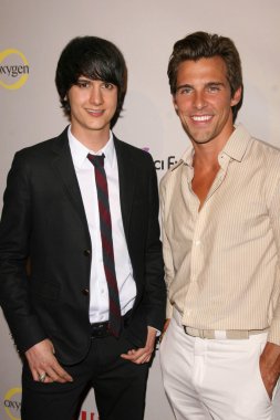 Chad rogers ve madison hildebrand