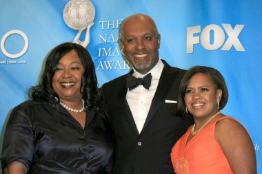 Shonda rhimes james pickens jr. ve chandra ile wilson
