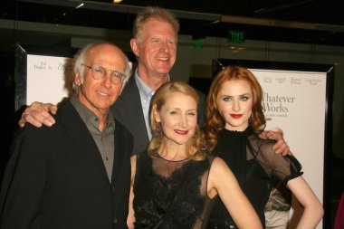 Larry David ve Ed Begley Jr ile Patricia Clarkson ve Evan Rachel Wood 'Ne olursa olsun Works' Los Angeles galasında. Pasifik Tasarım Merkezi, West Hollywood, Ca. 06-08-09