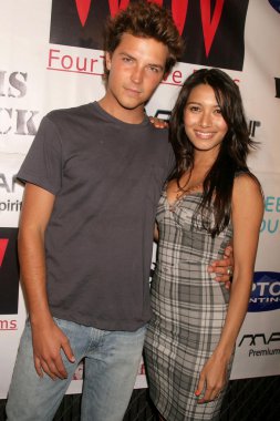 Kirk jenkins ve chantelle barry