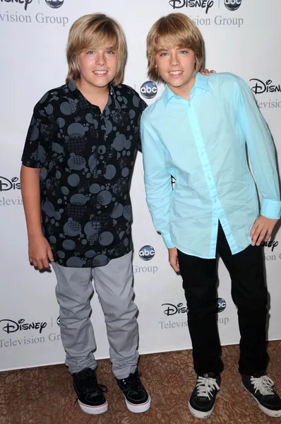 Dylan och cole sprouse — Stockfoto