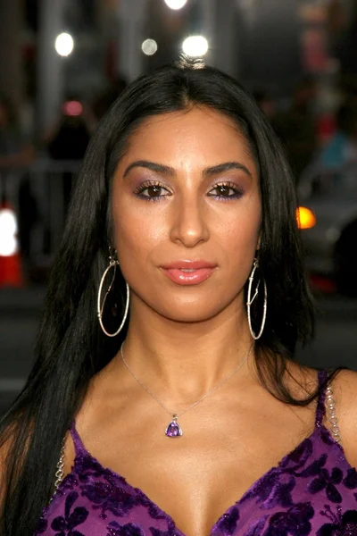 Liana Mendoza at the World Premiere of 'Drag Me To Hell'. Grauman's Chinese Theatre, Hollywood, CA. 05-12-09 — Stockfoto