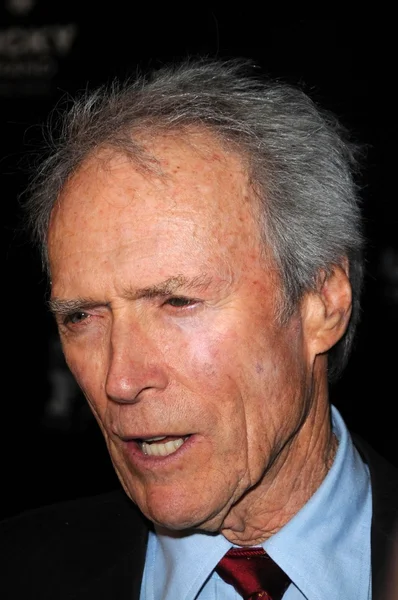 Clint Eastwood at the Modern Master Award Presentation Gala at the 24th Santa Barbara International Film Festival. Arlington Theatre, Santa Barbara, CA. 01-29-09 — 스톡 사진