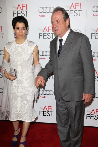 Tommy Lee Jones and wife — Stock Photo, Image