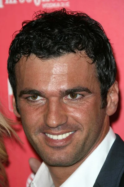 Tony Dovolani — Stock Photo, Image