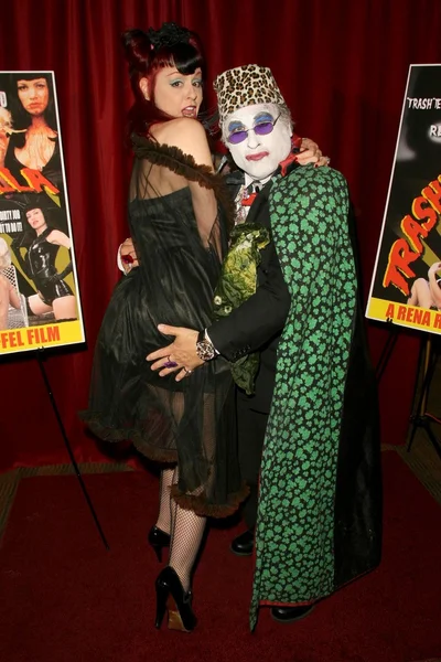 Jade Paris and Count Smokula at the Los Angeles Premiere of 'Trasharella'. Lions Gate Screening Room, Santa Monica, CA. 05-09-09 — 图库照片