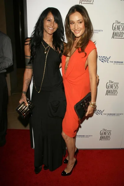 Persia White and Maggie Q — Stock Photo, Image