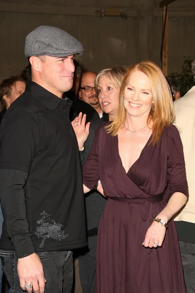 George Eads and Marg Helgenberger at the CSI Crime Scene Investigation 200th Episode Celebration. Universal Studios, Universal City, CA. 02-10-09 — Stok fotoğraf