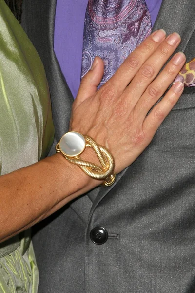 Lisa Rinna's jewelry at the 21st Annual Spring Luncheon Presented by The Colleagues. Beverly Wilshire Hotel, Beverly Hills, CA. 03-19-09 — Stock Photo, Image