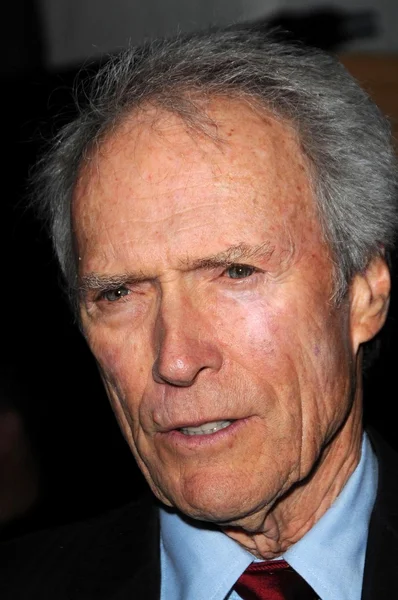Clint Eastwood at the Modern Master Award Presentation Gala at the 24th Santa Barbara International Film Festival. Arlington Theatre, Santa Barbara, CA. 01-29-09 — 图库照片