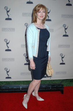 Sharon lawrence