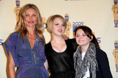 Cameron diaz ile sofia vassilieva ve abigail breslin 2009 mtv Film Ödülleri'nde basın odasında. Gibson Amphitheater, universal city, ca. 05-31-09