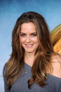 Alicia Silverstone