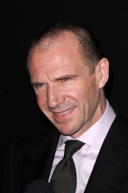 Ralph Fiennes sinema Öncü Ödülü Tanıtımı Gala Santa Barbara Uluslararası Film Festivali. Arlington tiyatro, Santa Barbara, Ca. 01-27-09